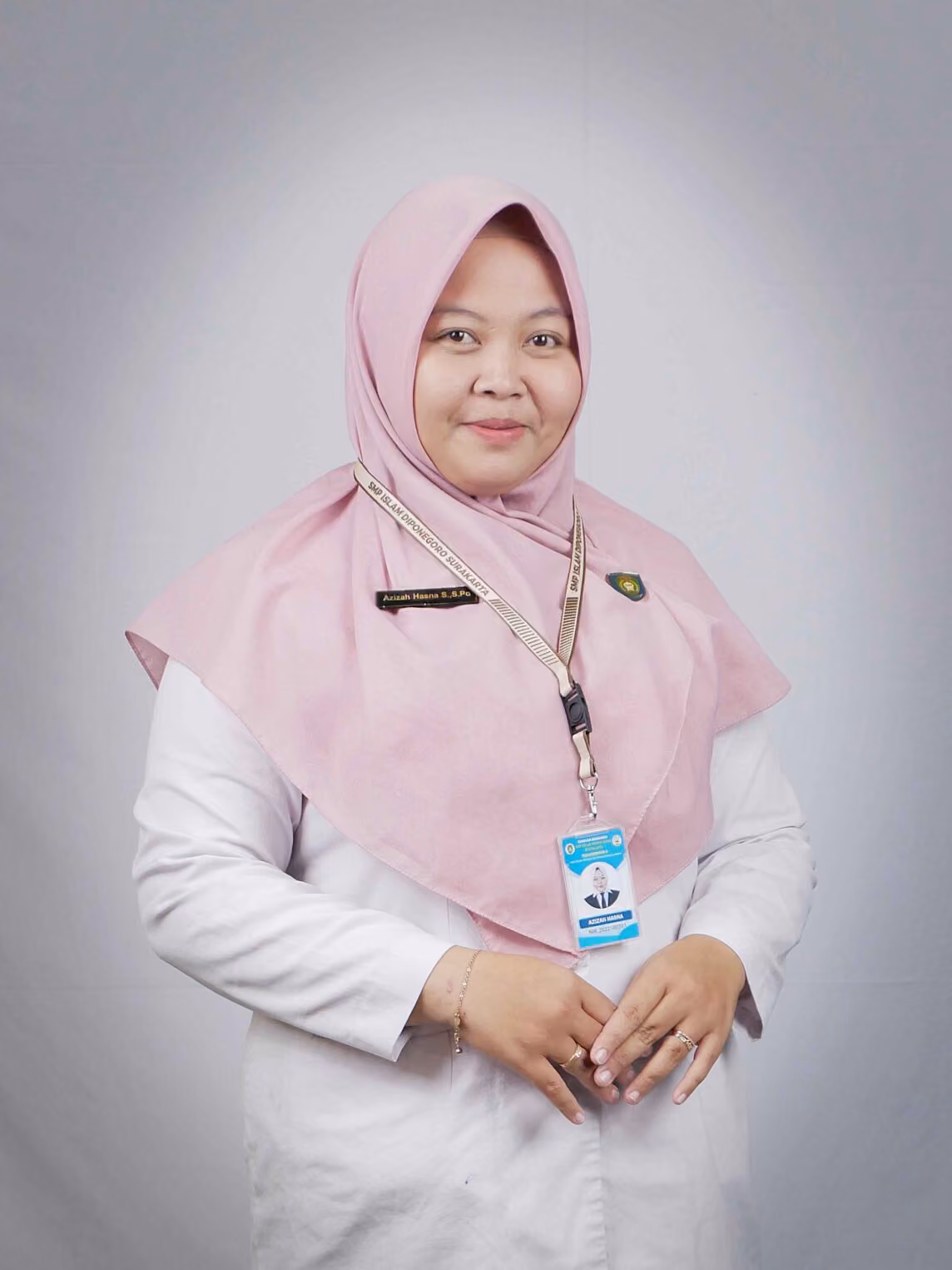 Azizah Hasna Sawitri, S.Pd