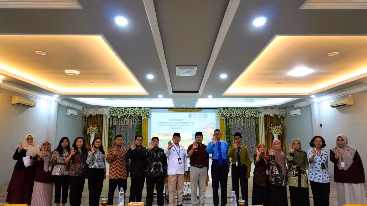 SMP Islam Diponegoro Surakarta Gelar Pengimbasan Sekolah Siaga Kependudukan (SSK) Bersama Sekolah Swasta