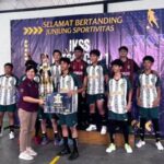 Tim futsal SMP Islam Diponegoro Surakarta berhasil menorehkan prestasi gemilang dengan meraih Juara 1 pada ajang IKSS Cup Futsal Tingkat Se-Keresidenan Surakarta.